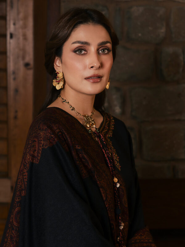 Izel Musafir Winter 26 RAMEEN - Image 10