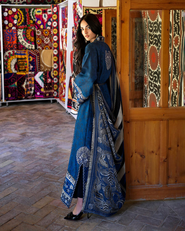 Sapphiresultana-08 Mushq Broadway Winter Sapphire Sultana– SapphireSultana-08