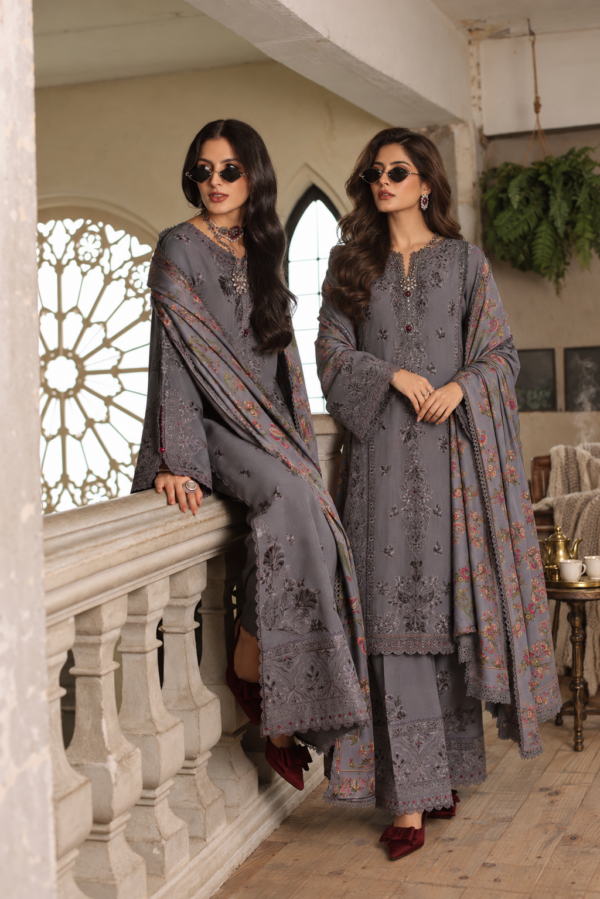 Slategreypakistaniwinterelegance-4 Noor by Saadia Asad Winter Embroidered Printskhas 26 D4 A - Graphite steel– SlateGreyPakistaniWinterElegance-4