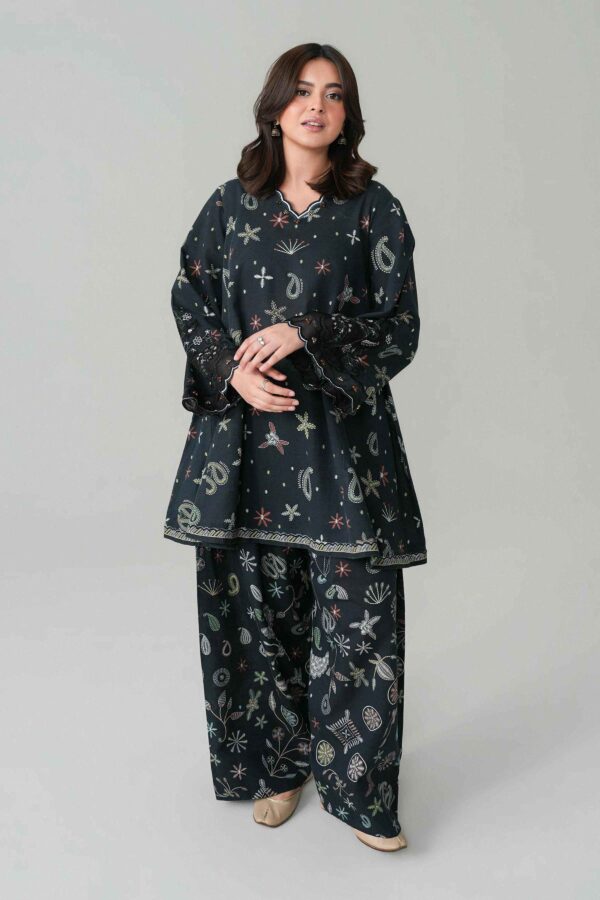 U2STE-NISHA26WV1-41-_5 Nishat Linen Every Version of You Winter 26 2 Piece - Printed Embroidered Suit - U2STE-NISHA26WV1-41