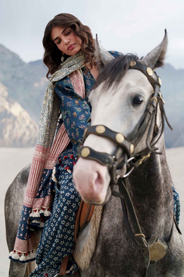 U3P-NISHA26WV1-101-_15 Nishat Linen Every Version of You Winter 26 3 Piece - Printed Suit - U3P-NISHA26WV1-101– U3P-NISHA26WV1-101- 15