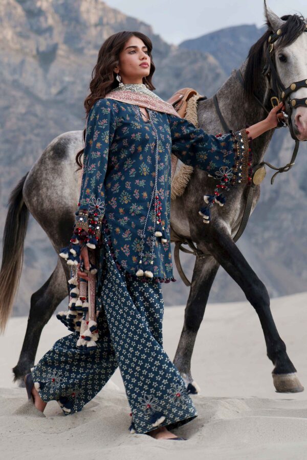 U3P-NISHA26WV1-101-_20 Nishat Linen Every Version of You Winter 26 3 Piece - Printed Suit - U3P-NISHA26WV1-101
