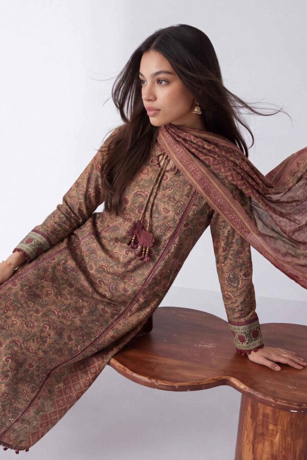 U3P-NISHA26WV1-73-_5 Nishat Linen Every Version of You Winter 26 3 Piece - Printed Suit - U3P-NISHA26WV1-73– U3P-NISHA26WV1-73- 5