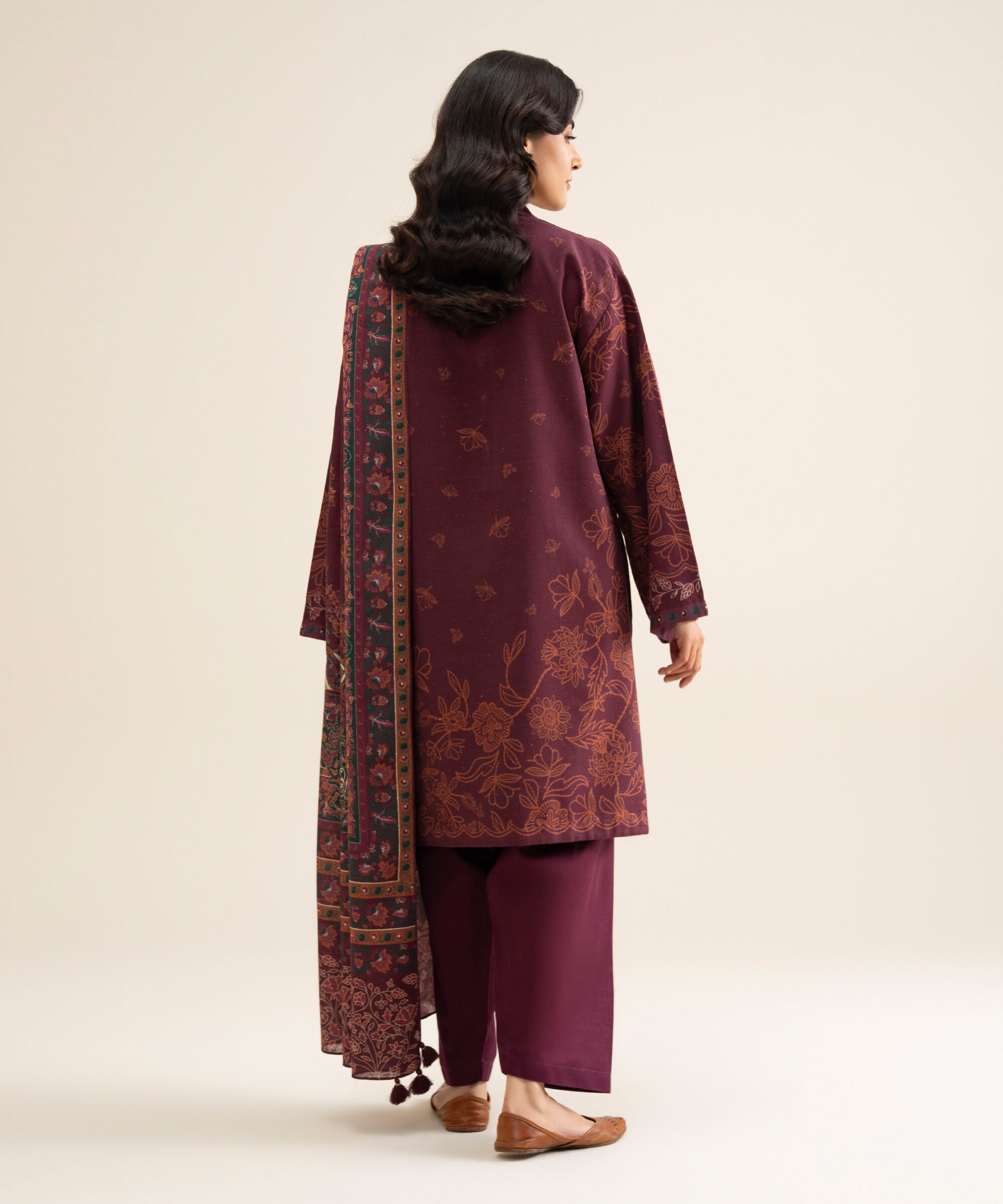 U3pdys26v925_4 Sapphire Unstitched Fall Winter 26 3 Piece - Printed Premium Khaddar Suit | U3PDYS26V925– U3PDYS26V925 4