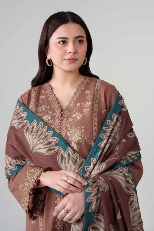 U3PE-NISHA26WV1-159-_11 Nishat Linen Every Version of You Winter 26 3 Piece - Digital Printed Embroidered Suit– U3PE-NISHA26WV1-159- 11