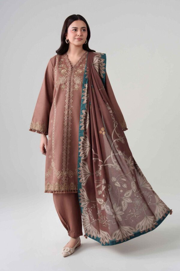 U3PE-NISHA26WV1-159-_7 Nishat Linen Every Version of You Winter 26 3 Piece - Digital Printed Embroidered Suit