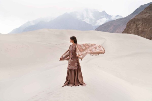 Nishat Linen Every Version of You Winter 26 3 Piece - Printed Embroidered Suit - U3PE-NISHA26WV1-201– U3PE-NISHA26WV1-201- 8
