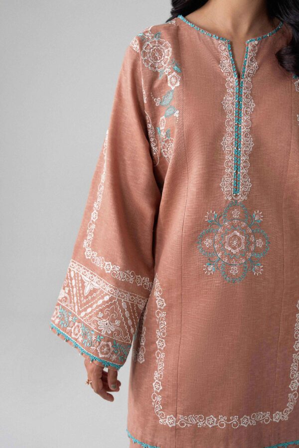 U3pe-nisha26wv1-220-_7 Nishat Linen Every Version of You Winter 26 3 Piece - Printed Embroidered Suit - U3PE-NISHA26WV1-220– U3PE-NISHA26WV1-220- 7