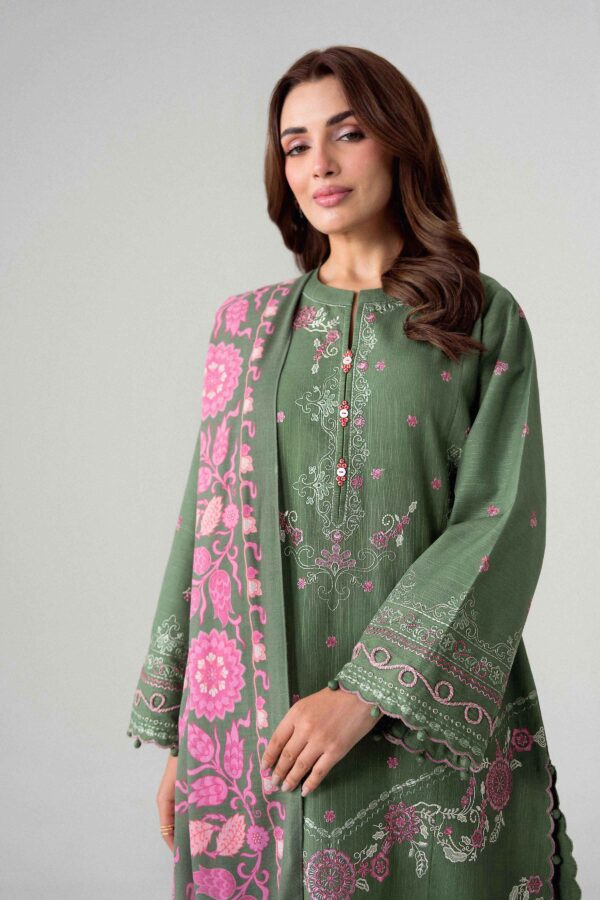 U3PE-NISHA26WV1-232-_10 Nishat Linen Every Version of You Winter 26 3 Piece - Digital Printed Embroidered Suit– U3PE-NISHA26WV1-232- 10