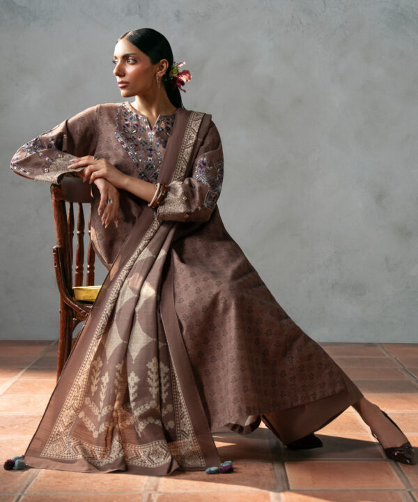 U3PEDY26V972_1 Sapphire Unstitched Fall Winter 26 3 Piece - Embroidered Light Khaddar Suit | U3PEDY26V972