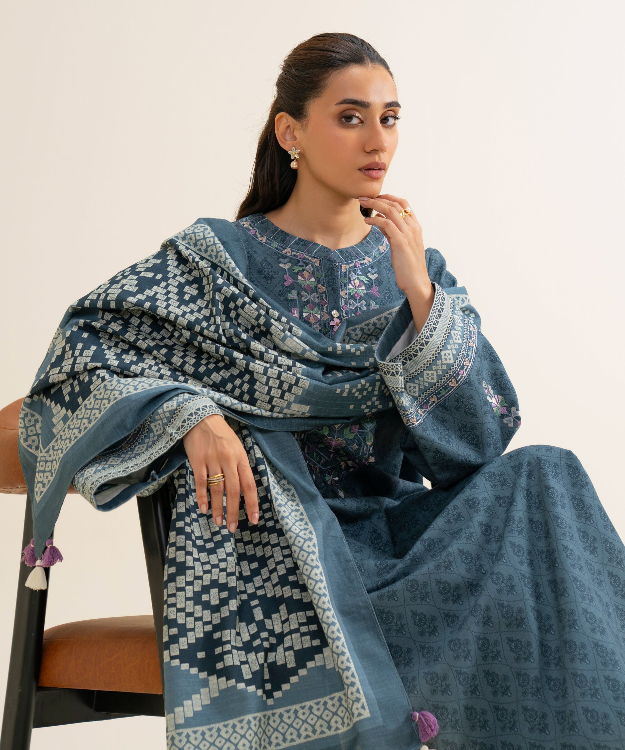 U3pedy26v975_7 Sapphire Unstitched Fall Winter 26 3 Piece - Embroidered Light Khaddar Suit | U3PEDY26V975– U3PEDY26V975 7