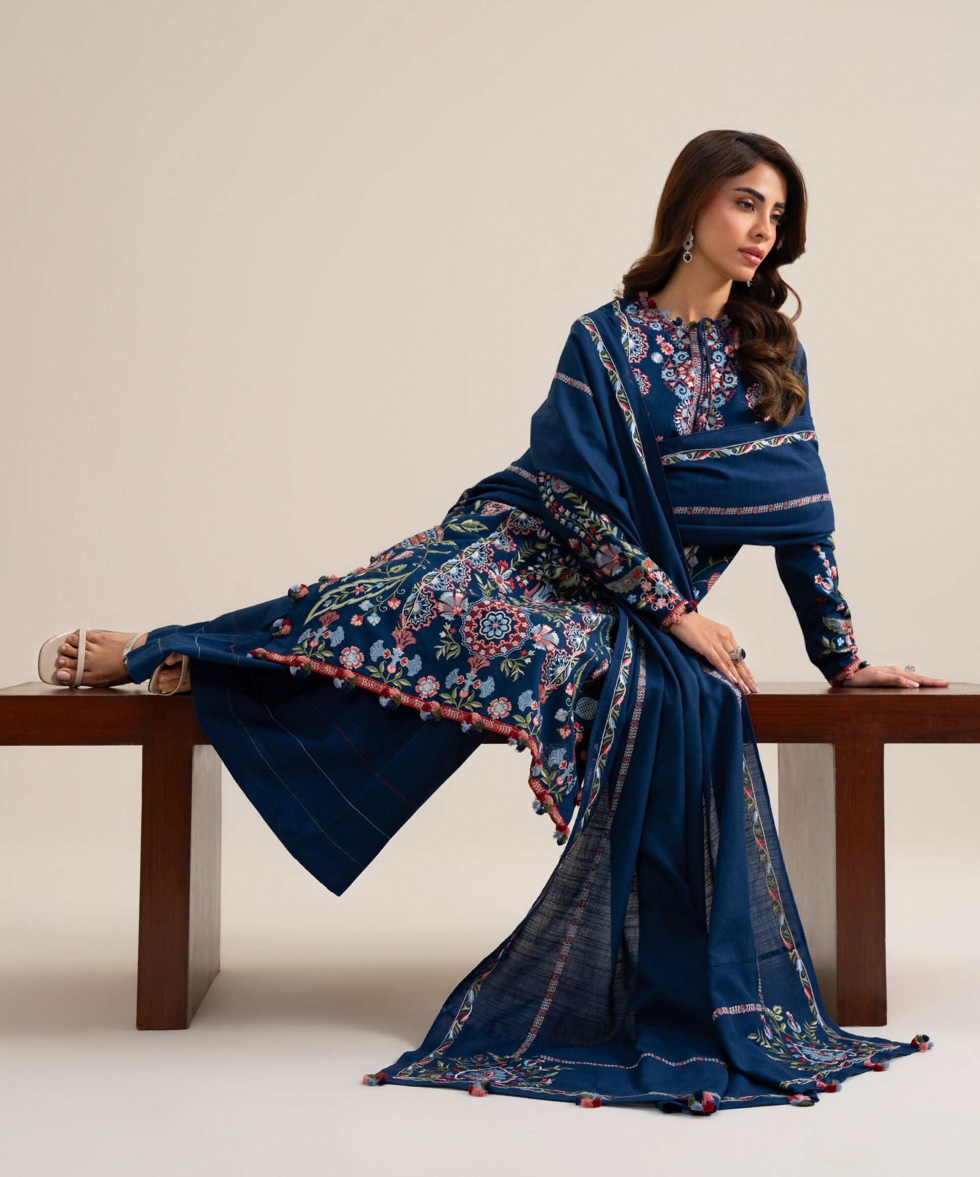 U3pelx26v926_5 Sapphire Unstitched Fall Winter 26 3 PIECE - EMBROIDERED KHADDAR SUIT | U3PELX26V926– U3PELX26V926 5