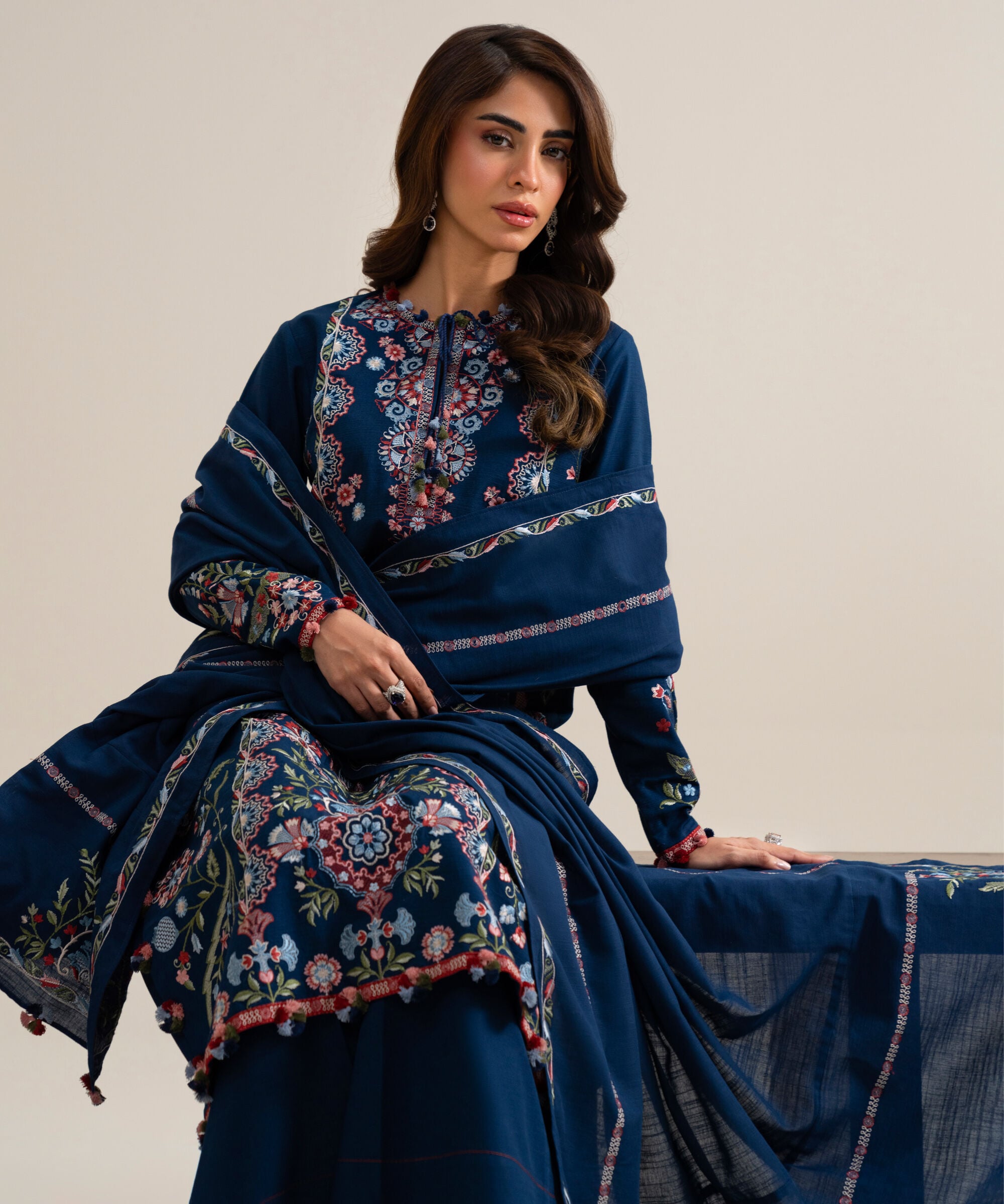 U3pelx26v926_6 Sapphire Unstitched Fall Winter 26 3 PIECE - EMBROIDERED KHADDAR SUIT | U3PELX26V926– U3PELX26V926 6