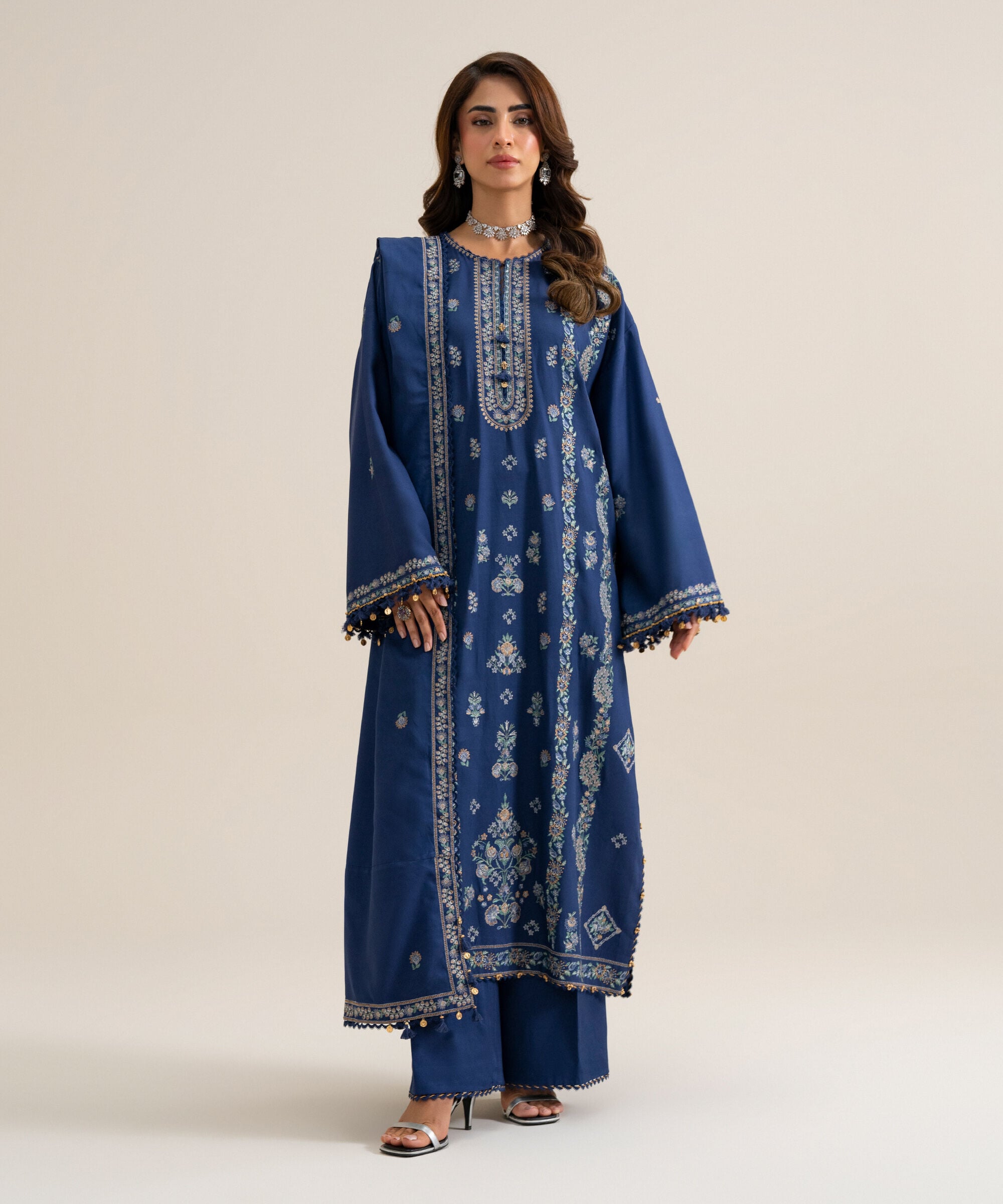 U3pelx26v946_2 Sapphire Unstitched Fall Winter 26 3 PIECE - EMBROIDERED COTTON TWILL SUIT | U3PELX26V946