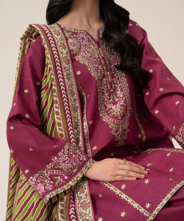 U3pesg26v911_6 Sapphire Unstitched Fall Winter 26 3 Piece - Embroidered Khaddar Suit | U3PESG26V911– U3PESG26V911 6