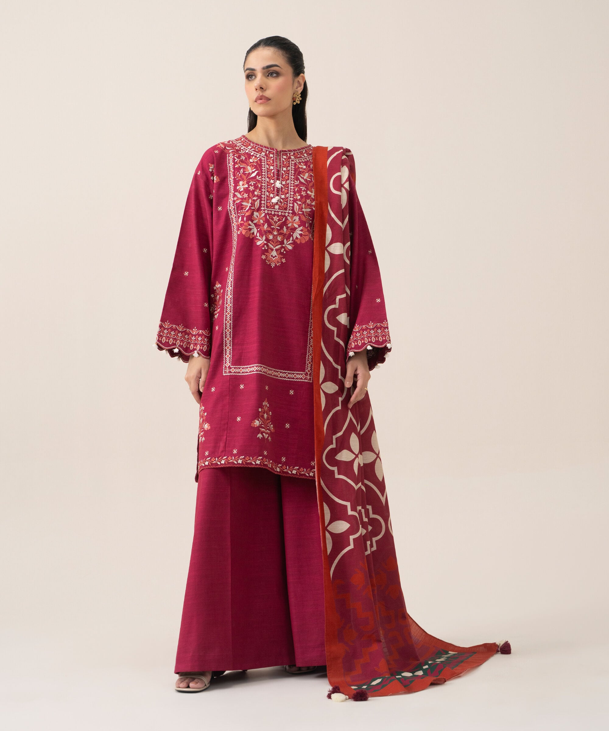 U3pesg26v918_2 Sapphire Unstitched Fall Winter 26 3 Piece - Embroidered Khaddar Suit | U3PESG26V918