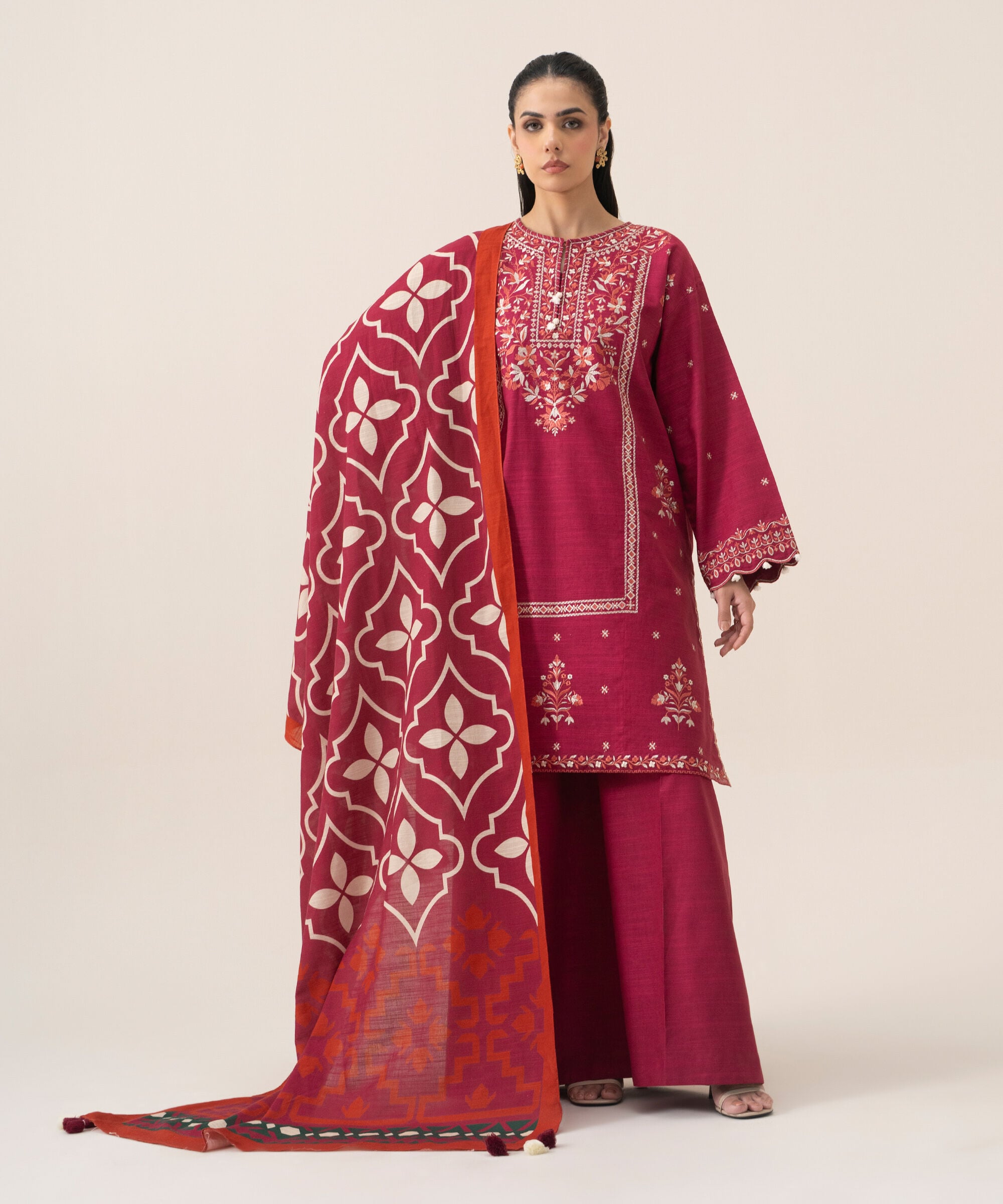 U3pesg26v918_5 Sapphire Unstitched Fall Winter 26 3 Piece - Embroidered Khaddar Suit | U3PESG26V918– U3PESG26V918 5