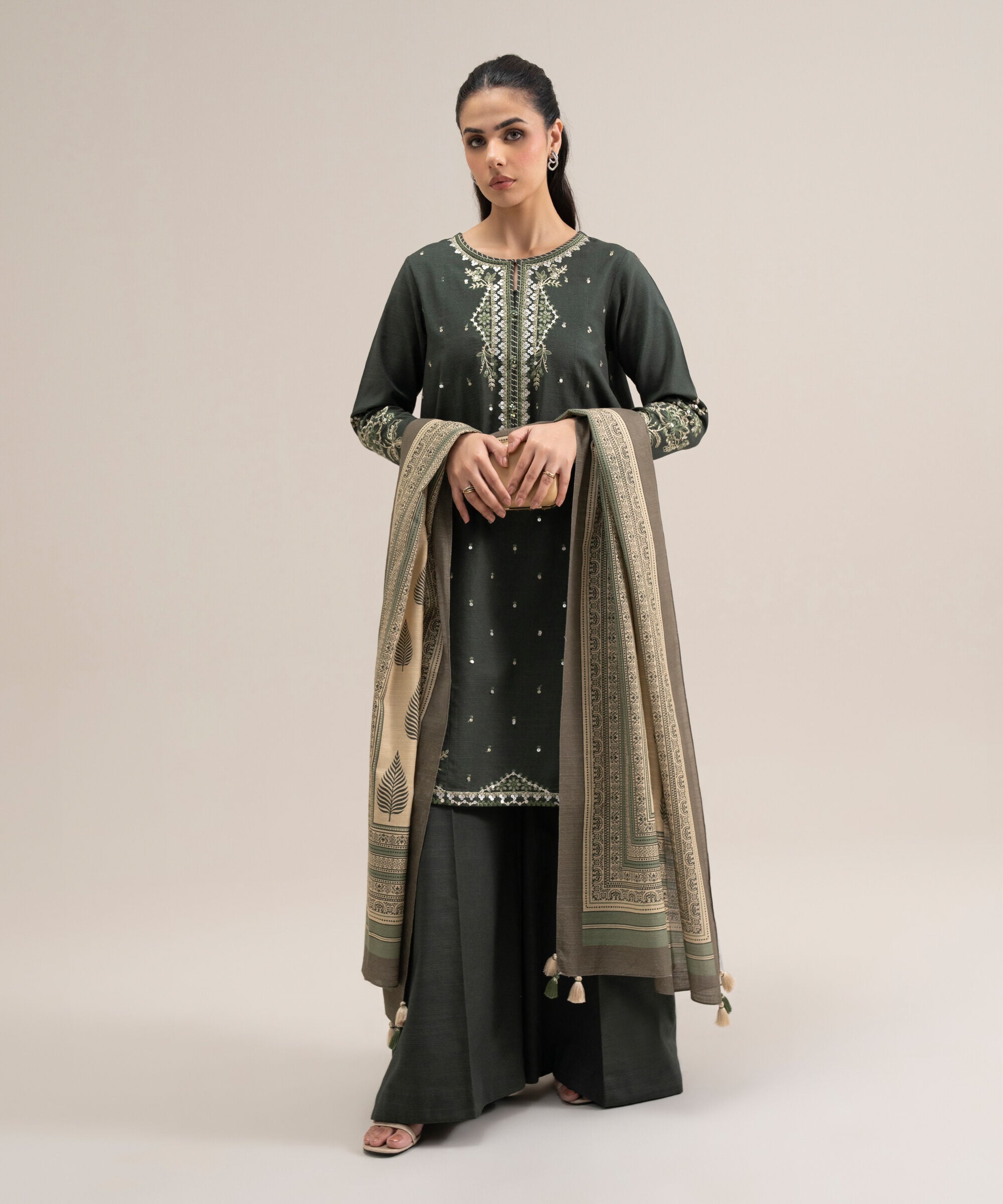 U3pesg26v922_2 Sapphire Unstitched Fall Winter 26 3 Piece - Embroidered Khaddar Suit | U3PESG26V922