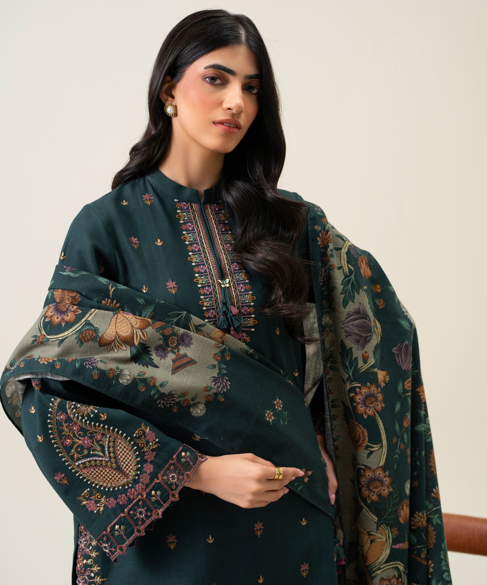 U3pesg26v958_5 Sapphire Unstitched Fall Winter 26 3 PIECE - EMBROIDERED LIGHT KHADDAR SUIT | U3PESG26V958– U3PESG26V958 5