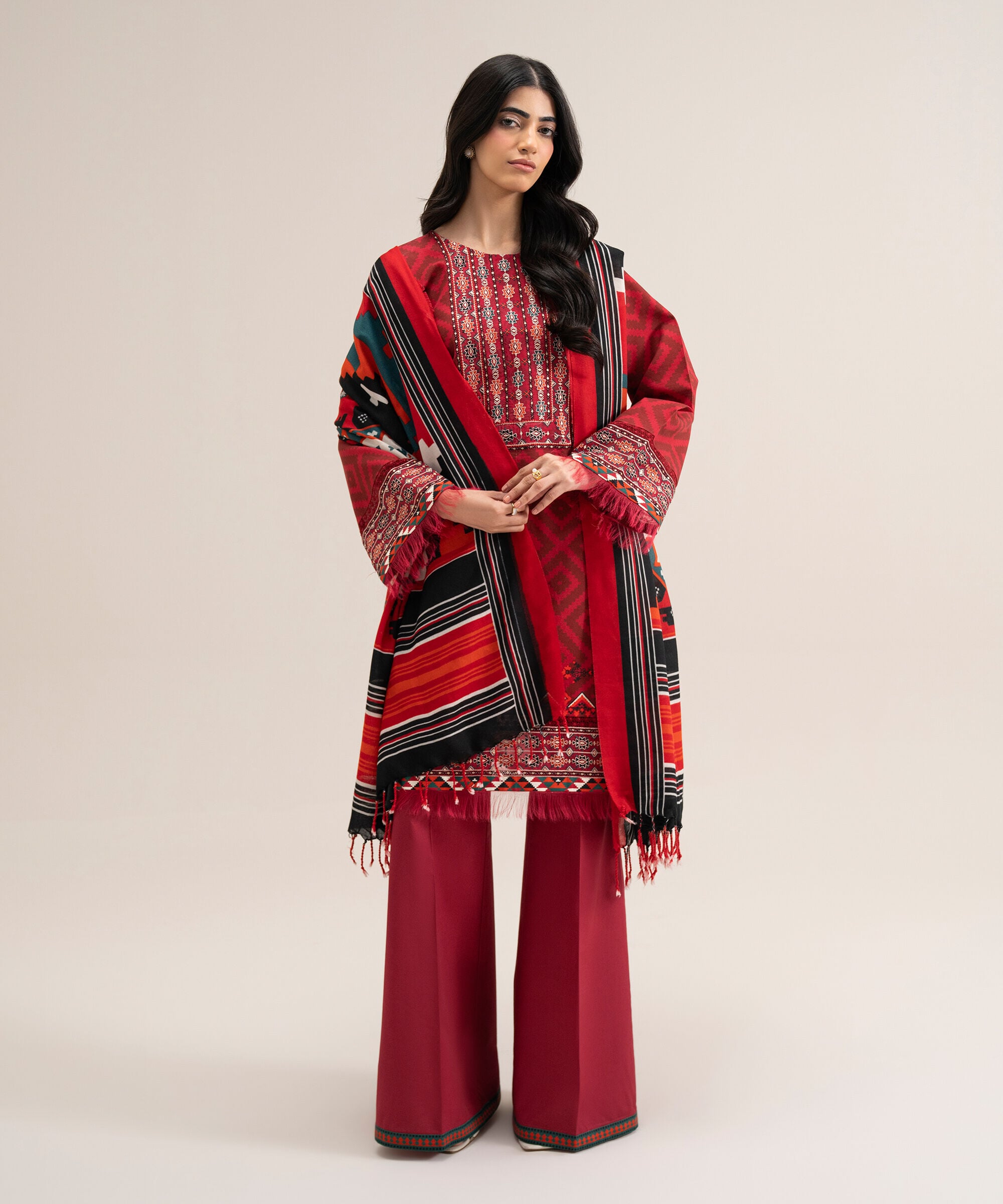 U3pesgv95sou_2 Sapphire Unstitched Fall Winter 26 3 Piece - Embroidered Cotton Suit | U3PESGV95SOU