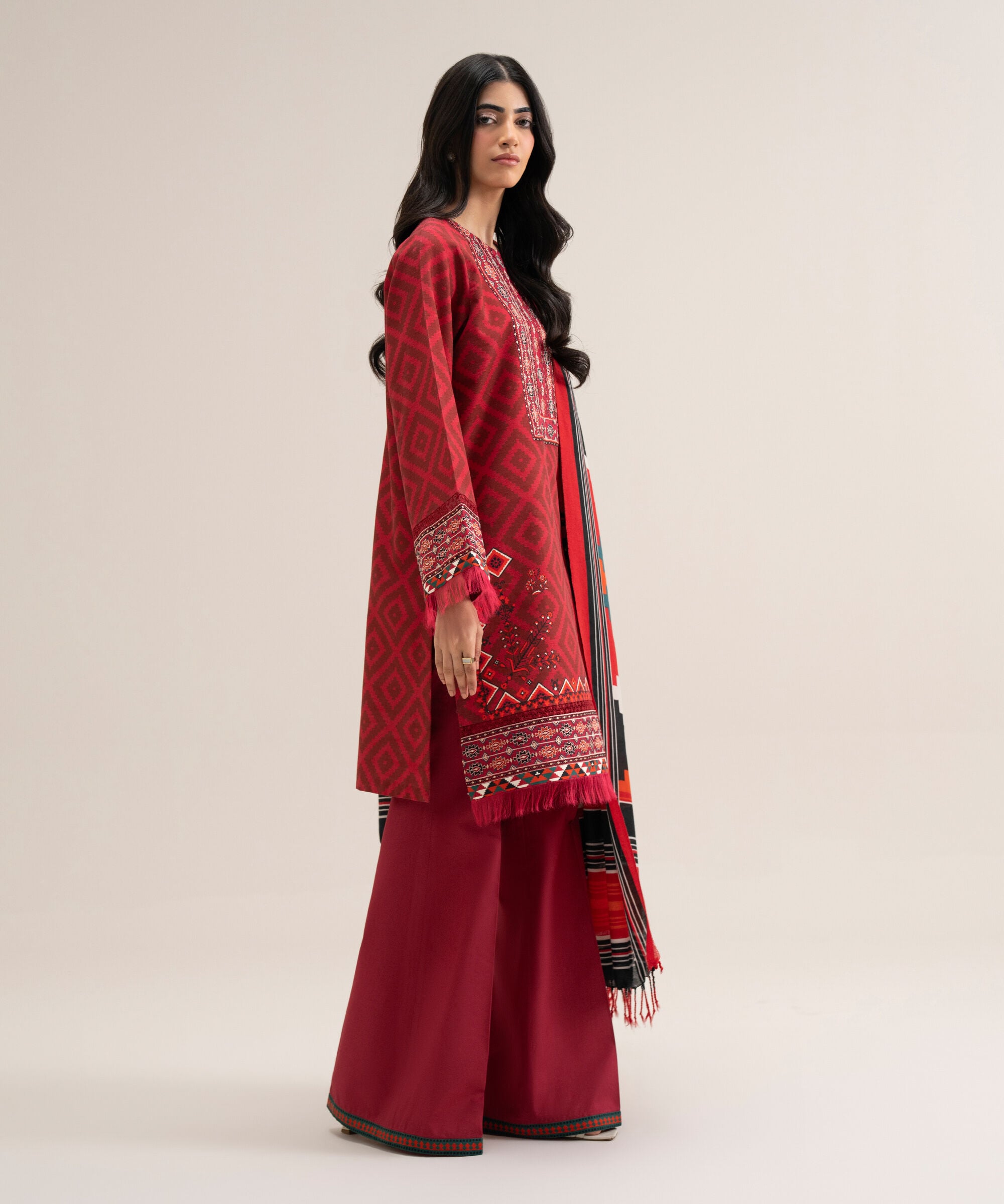U3pesgv95sou_3 Sapphire Unstitched Fall Winter 26 3 Piece - Embroidered Cotton Suit | U3PESGV95SOU– U3PESGV95SOU 3