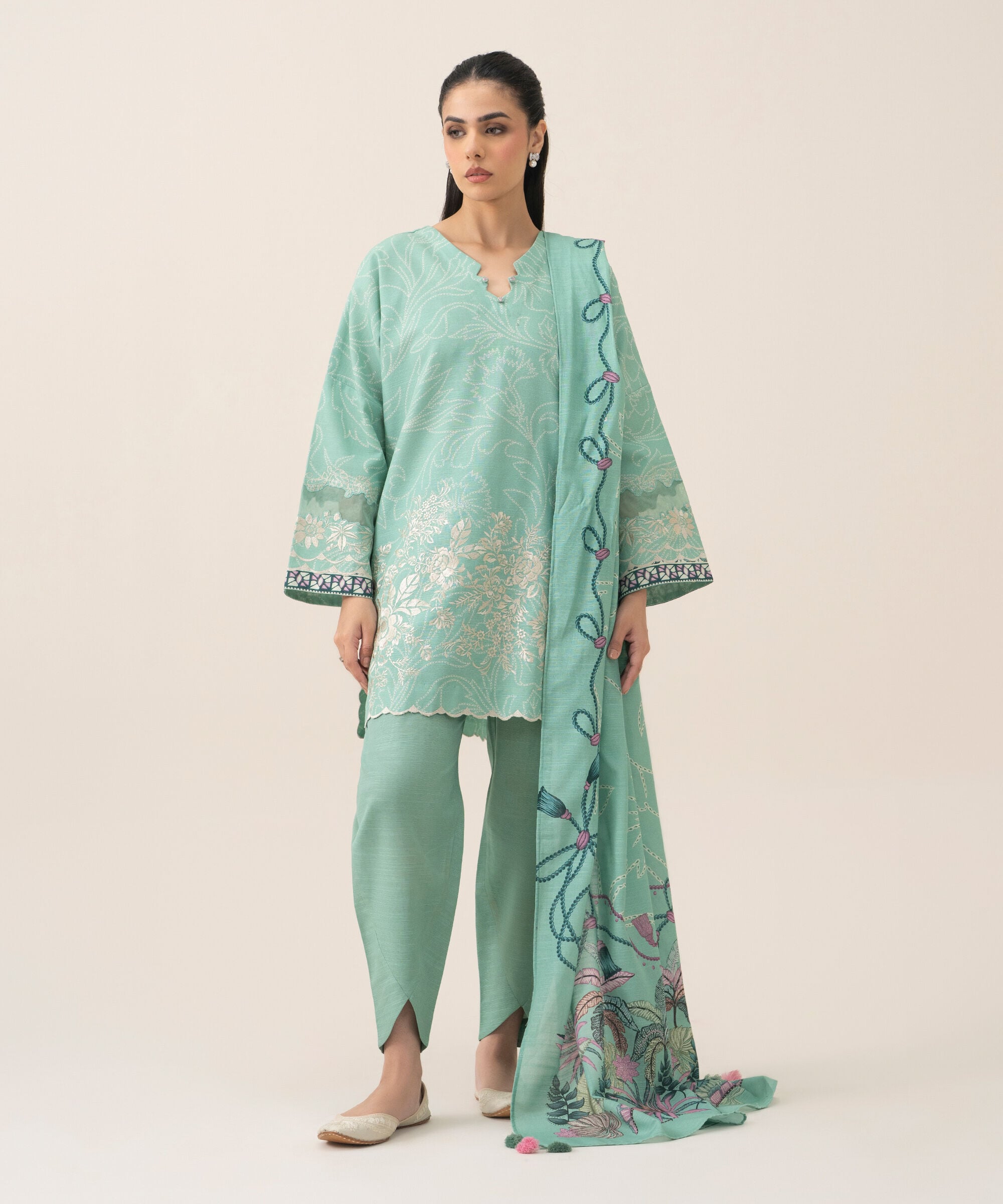 U3pest26v919_2 Sapphire Unstitched Fall Winter 26 3 Piece - Embroidered Khaddar Suit | U3PEST26V919