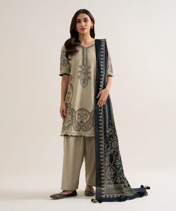 U3PEST26V933_3 Sapphire Unstitched Fall Winter 26 3 PIECE - EMBROIDERED LIGHT KHADDAR SUIT | U3PEST26V933– U3PEST26V933 3