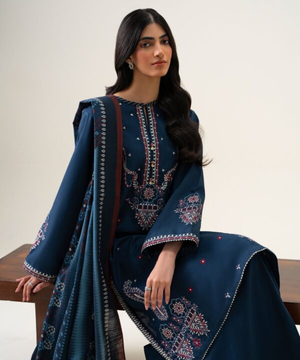 U3PEST26V938_2 Sapphire Unstitched Fall Winter 26 3 PIECE - EMBROIDERED LIGHT KHADDAR SUIT | U3PEST26V938