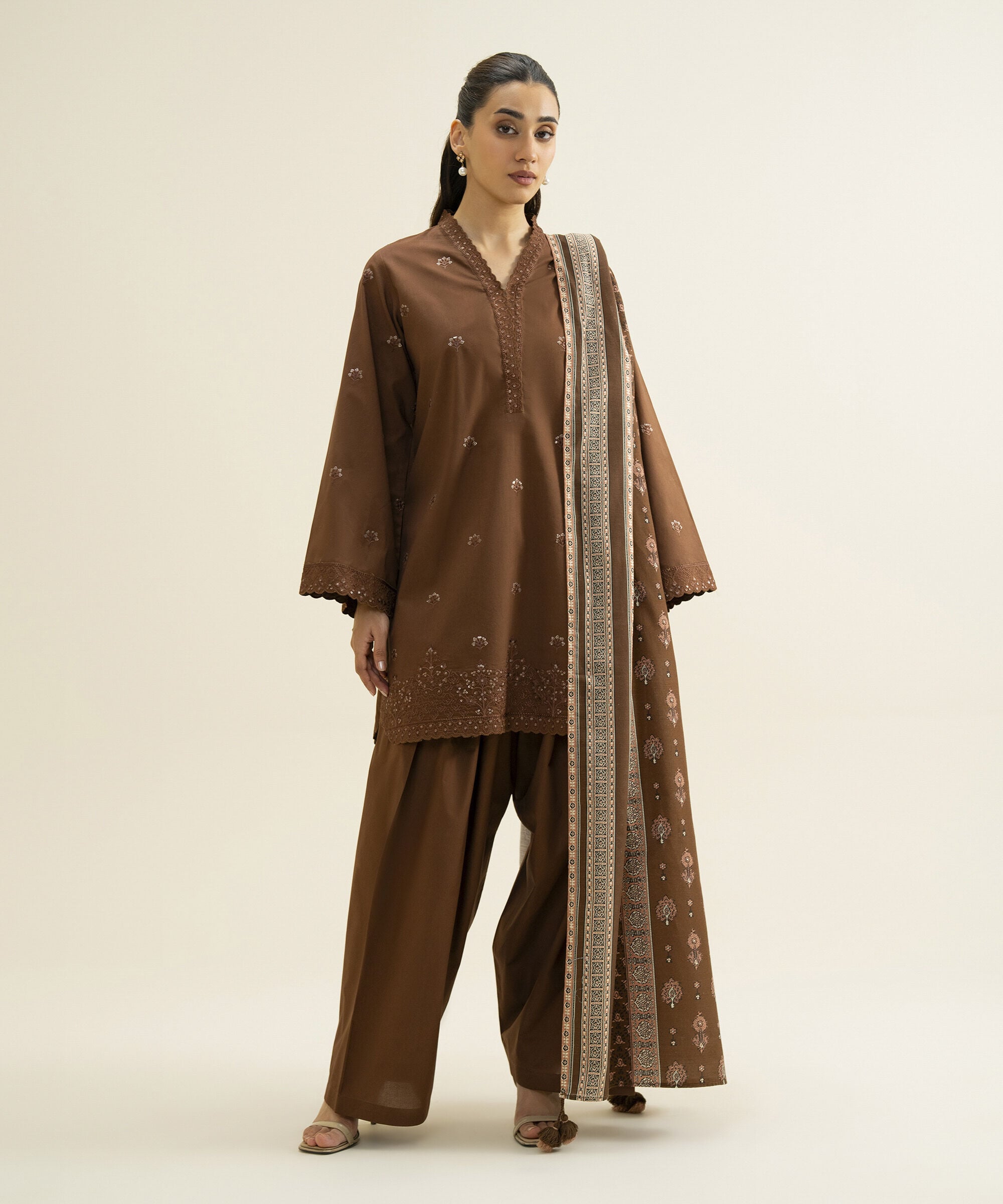 U3pests26v91_2 Sapphire Unstitched Fall Winter 26 3 Piece - Embroidered Khaddar Suit | U3PESTS26V91