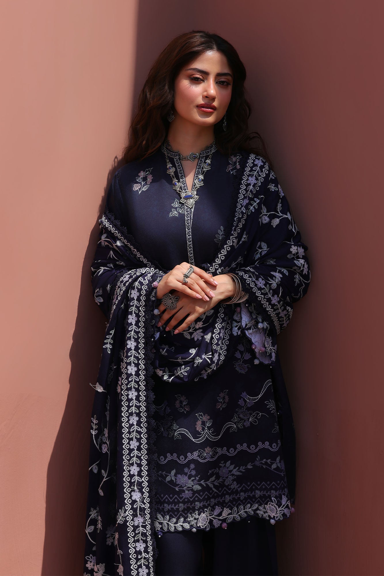 Untitled-1_0003_7i0a2315 Cross Stitch Winter Unstitched 26 IRIS BREEZE-3PC MARINA PRINTED SUIT– Untitled-1 0003 7I0A2315