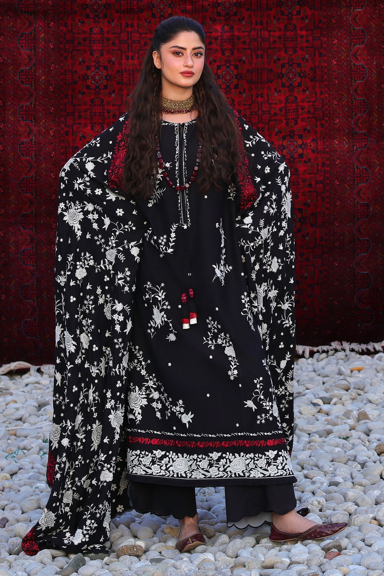 Untitled-1_0006_7i0a3489 Cross Stitch Winter Unstitched 26 RAVEN ORCHID-3PC MARINA EMBROIDERED SUIT– Untitled-1 0006 7I0A3489