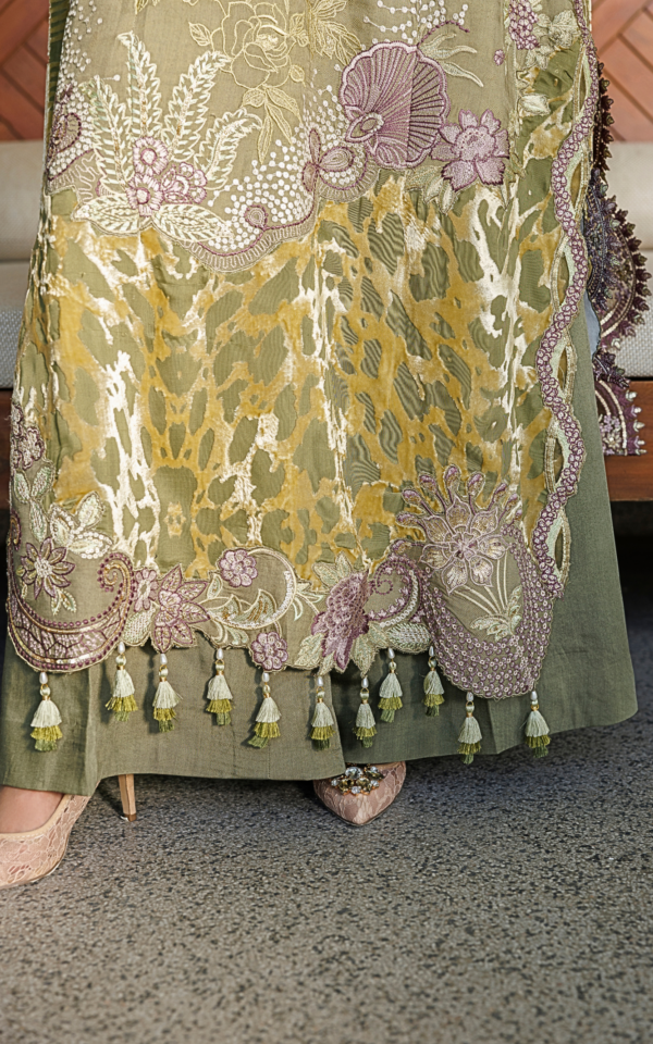 Wlxu-01_5 Asifa & Nabeel Plush Luxury Winter 26 Olive Bloom (WLXU-01) | 3pcs Embroidered Unstitched Winter– WLXU-01 5