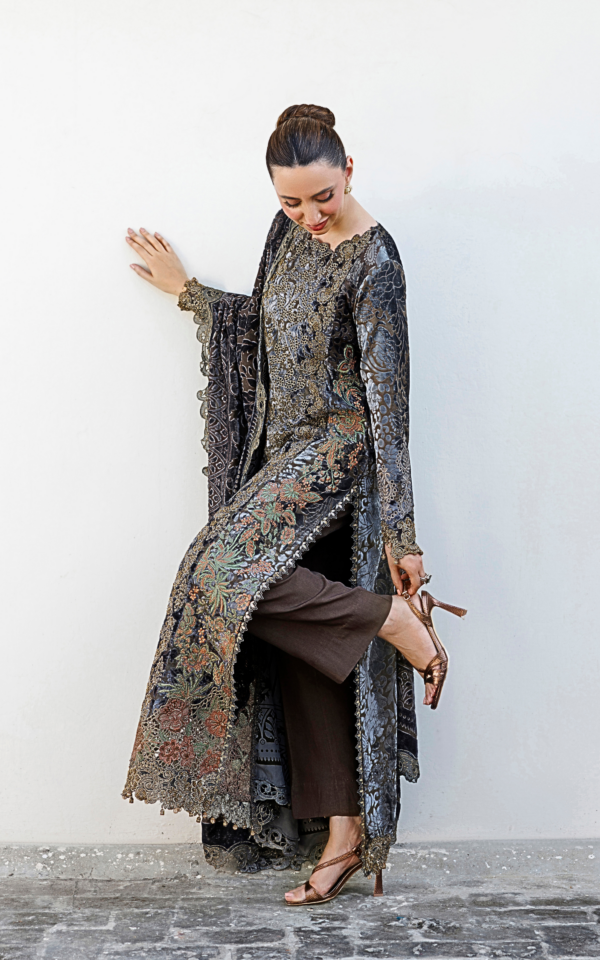 Wlxu-05_4 Asifa & Nabeel Plush Luxury Winter 26 Magnolia (WLXU-05) | 3pcs Embroidered Unstitched Winter– WLXU-05 4