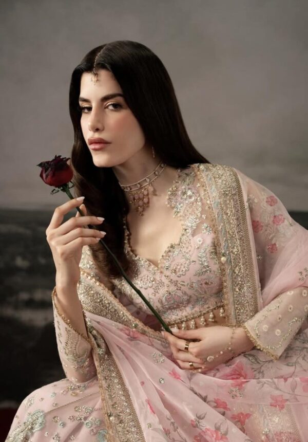 Afrozeh Aure Wedding Collection 2026