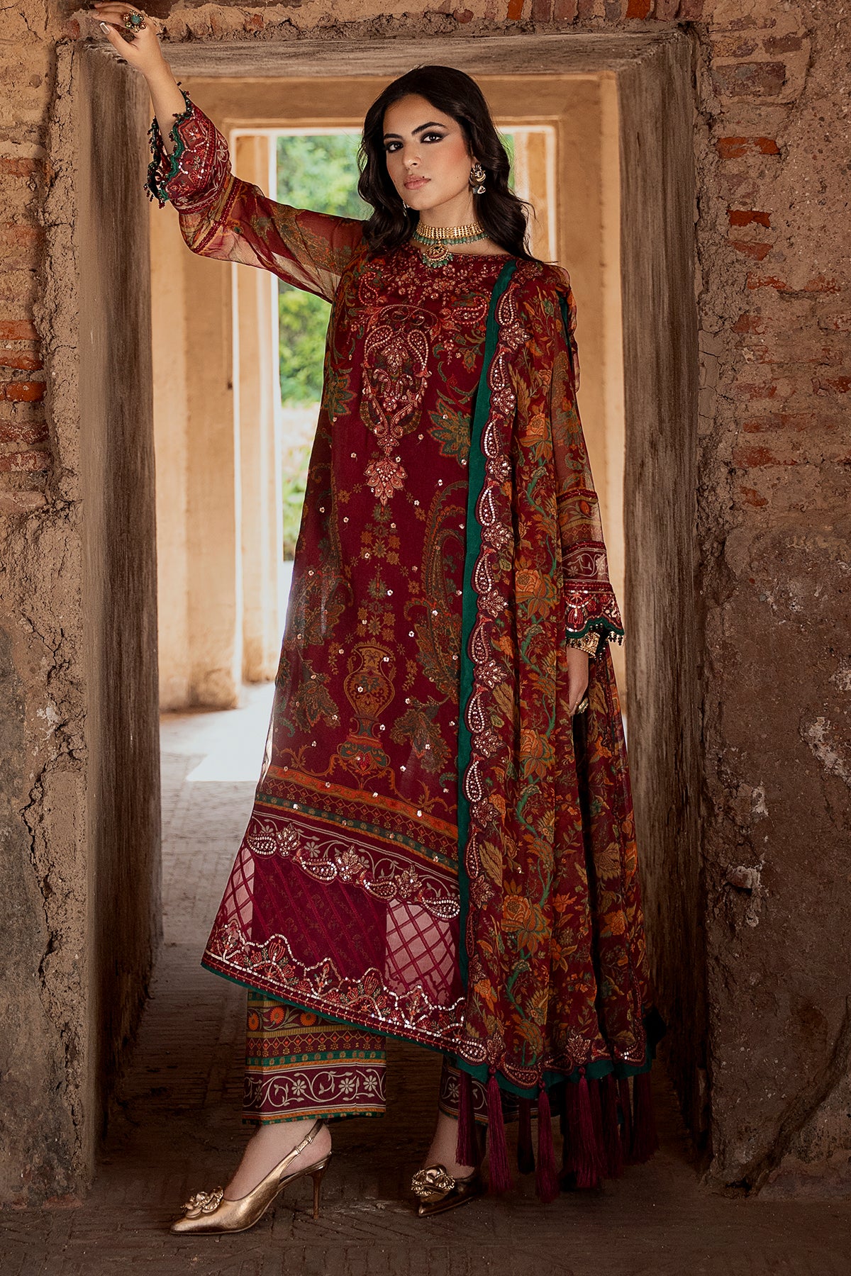 Charizma combination collection 3-pc unstitched embroidered chiffon collection vslw6-04– web 66 Charizma Combination Collection 3-PC Unstitched Embroidered Chiffon Collection VSLW6-04– web 66