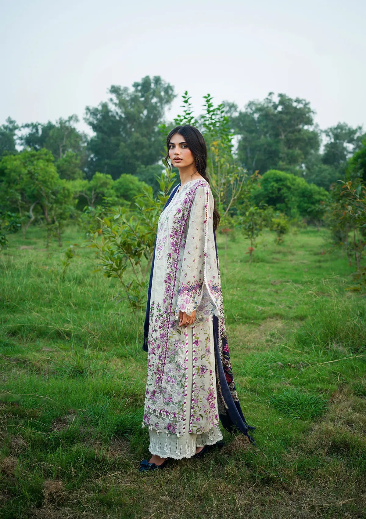 Wy2o5jqzhvaa3zoix0wx Elaf Wilderness Pashmina Shawl Edit 26 EWR-1B ROAM– wy2o5jqzhvaa3zoix0wx